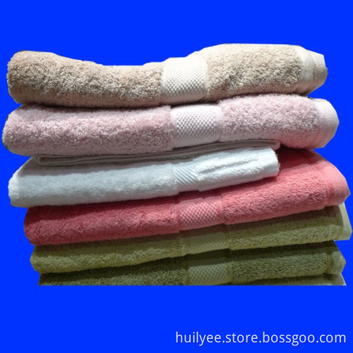 100% Cotton Dyed Bath Towel in Hot Sales